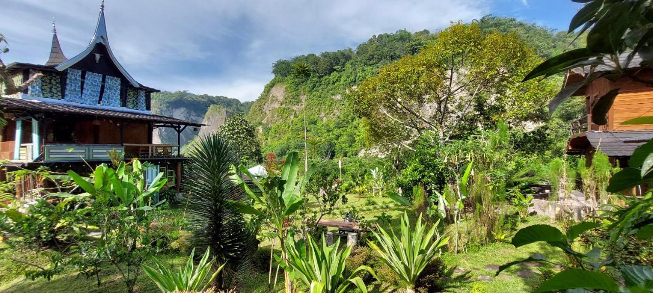 Canyon Jungle Stay ブキティンギ エクステリア 写真